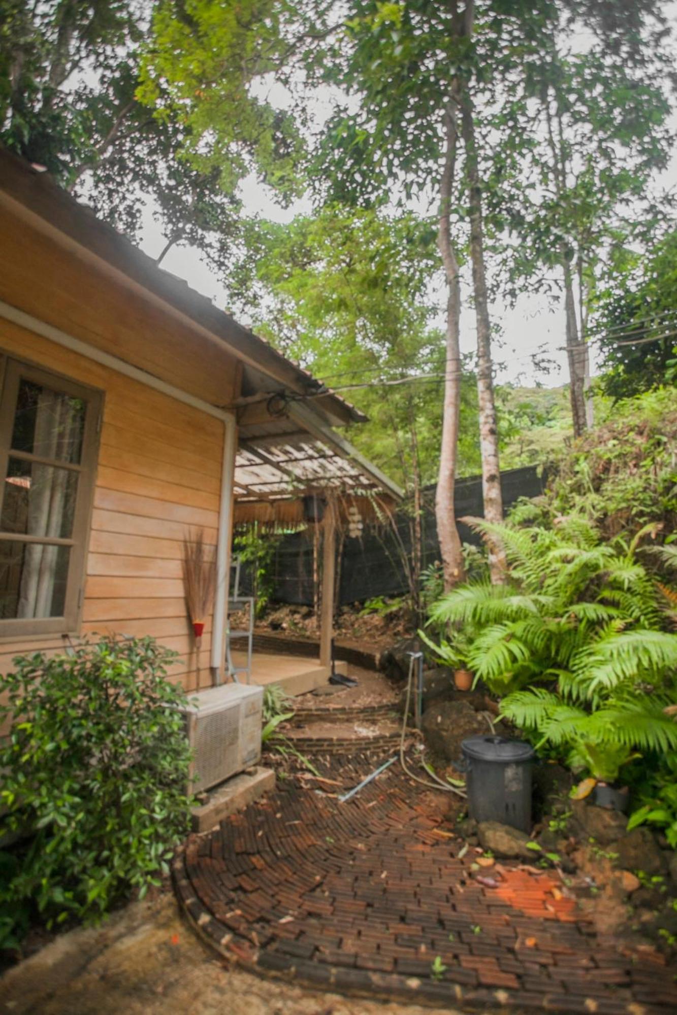 Hotel Cozy Huts Trat Pokoj fotografie